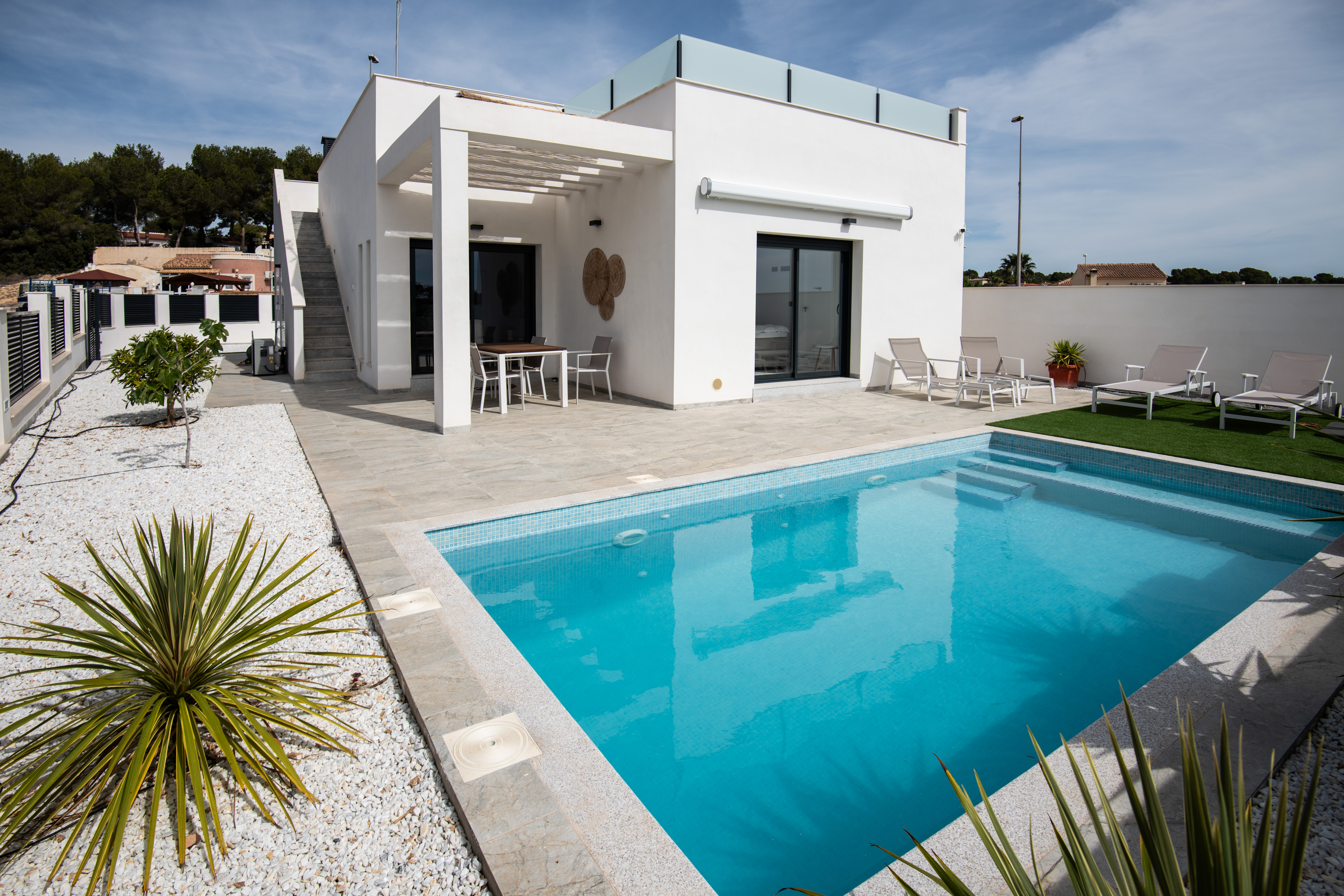 House in Alicante - view 1