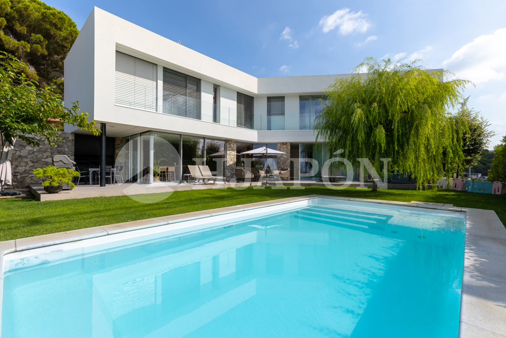 House in Barcelona - view 1