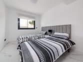 Re-Sale · Apartment El Raso