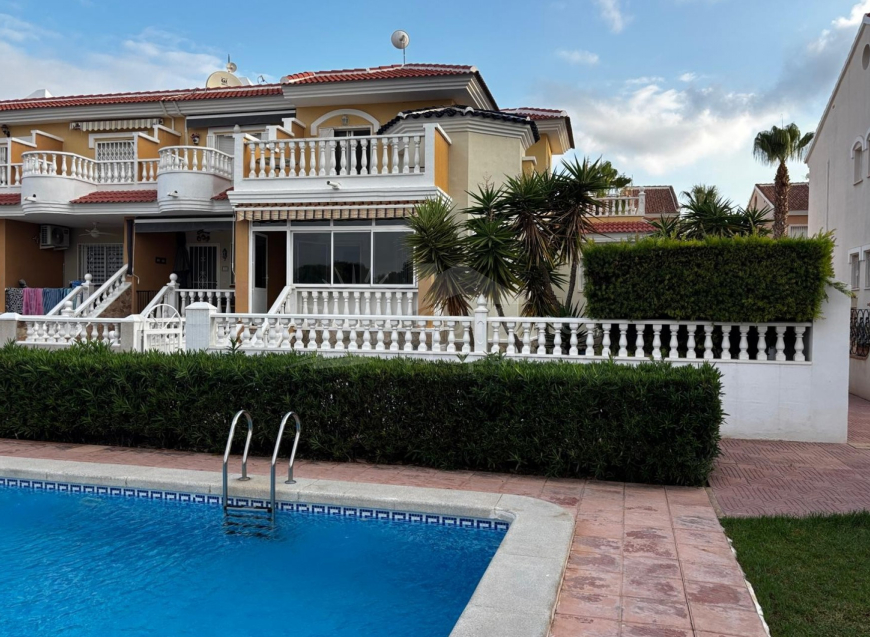 Venta · Semi Detached House Ciudad Quesada