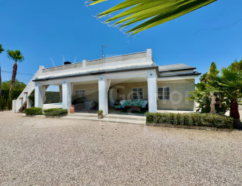 Finca / Country Property - Re-Sale - Torrellano - Torrellano