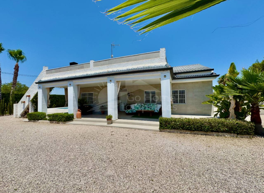 Re-Sale · Finca / Country Property Torrellano