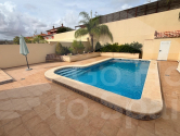 Re-Sale · Detached House / Villa Torrevieja Centro · Torrevieja