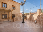 Re-Sale · Detached Villa Orihuela