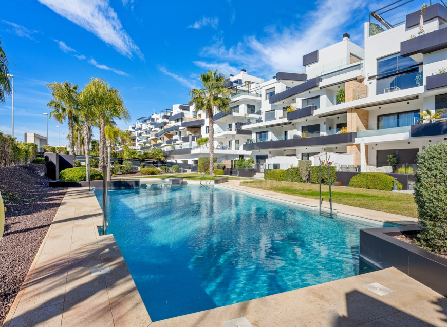 Re-Sale · Penthouse Villamartín · Villamartin