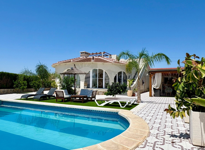 Re-Sale · Villa / Detached Ciudad Quesada · Quesada Center