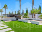 Re-Sale · Country estate Los Montesinos · La Herrada
