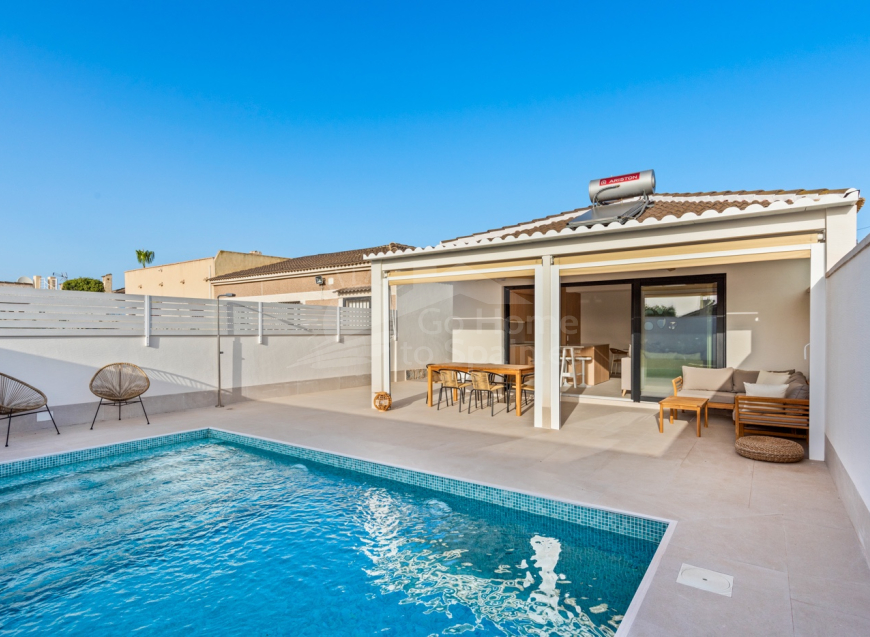 Re-Sale · Detached Villa Torrevieja · El Chaparral