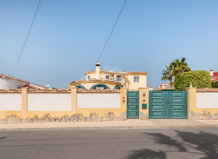 Re-Sale · Detached Villa Ciudad Quesada · Ciudad Quesada - Rojales