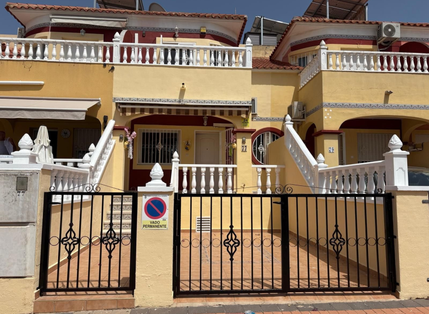 Re-Sale · Townhouse Algorfa
