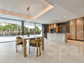 Re-Sale · Detached Villa Altea