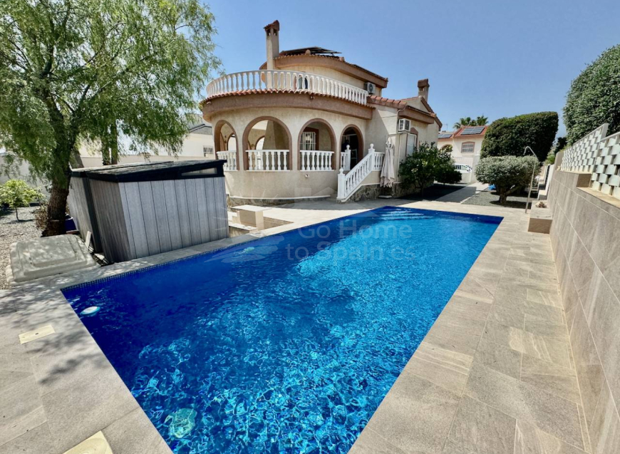 Re-Sale · Detached Villa Ciudad Quesada · Lo Pepin