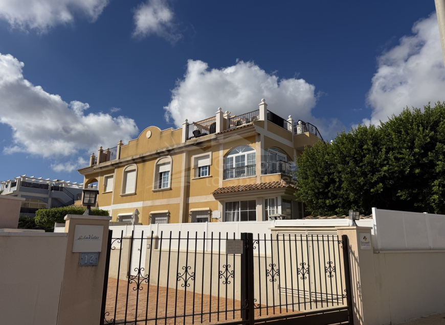  · A Lomas De Cabo Roig
