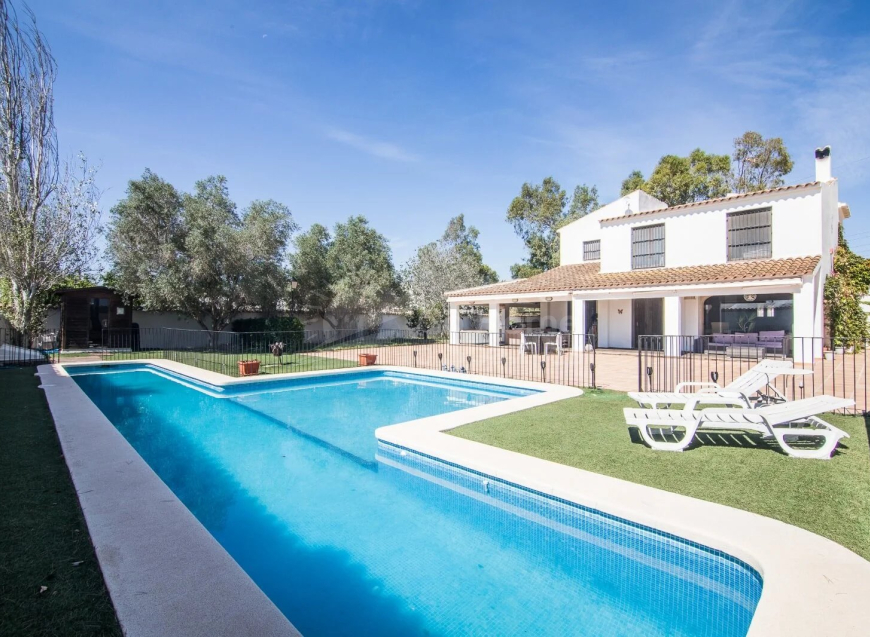 Re-Sale · Detached Villa Santa Pola