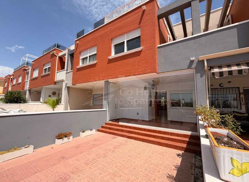 Re-Sale · Townhouse Ciudad Quesada · Doña Pepa