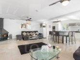 Re-Sale · Country Property Catral