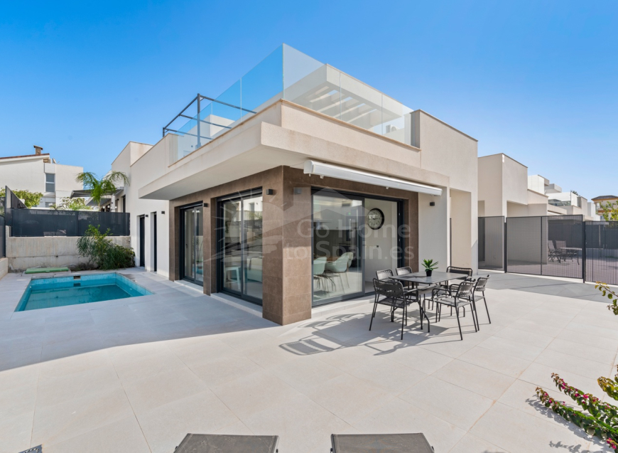 Re-Sale · Attached San Fulgencio · La Marina