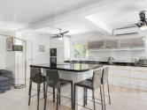 Re-Sale · Country Property Catral