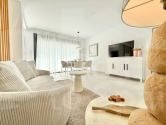 Nueva construcción  · Town House Cox