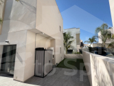 Venta · Detached House / Villa Los Montesinos · La Herrada