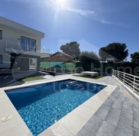 V -  - Los Balcones - Los Balcones