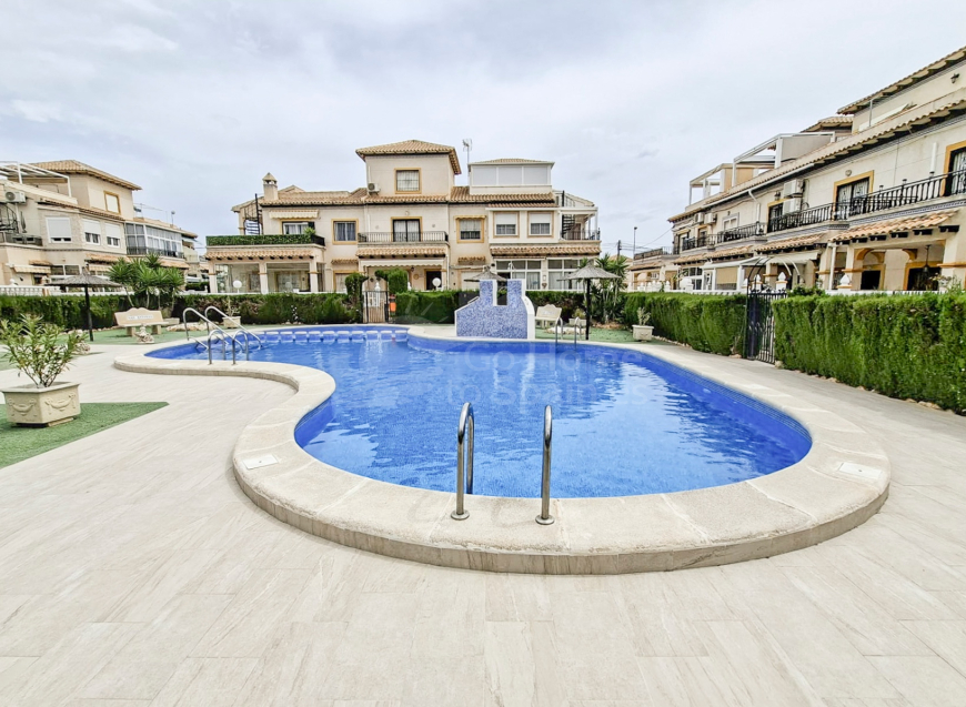 Re-Sale · Bungalow Orihuela Costa