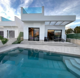 Detached Villa - Re-Sale - Algorfa - La Finca Resort