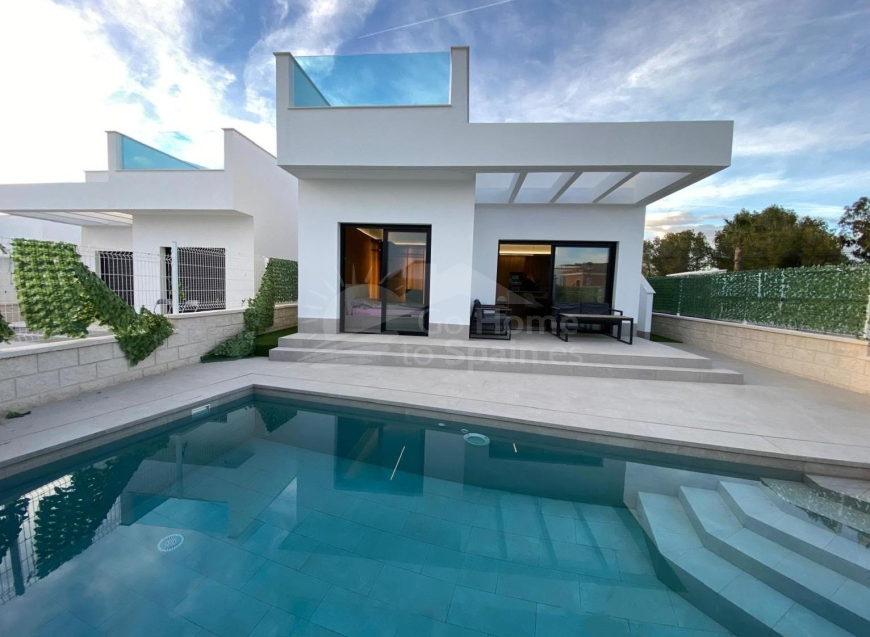 Venta · Detached Villa Algorfa · La Finca Resort