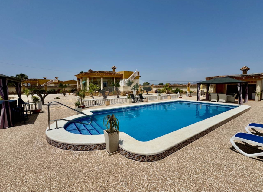 Venta · Finca / Country Property Catral