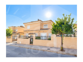 Re-Sale · Villa Detached San Fulgencio · urb.la marina
