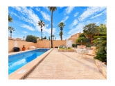 Re-Sale · Villa Detached Ciudad Quesada · Doña Pepa