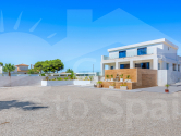 Re-Sale · Country estate Los Montesinos · La Herrada
