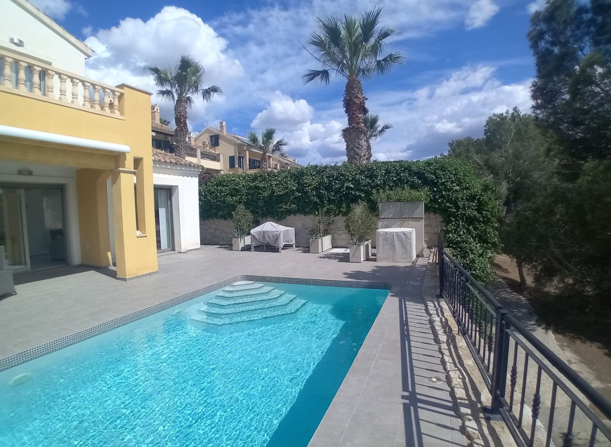 Re-Sale · Detached Villa Algorfa · La finca Golf