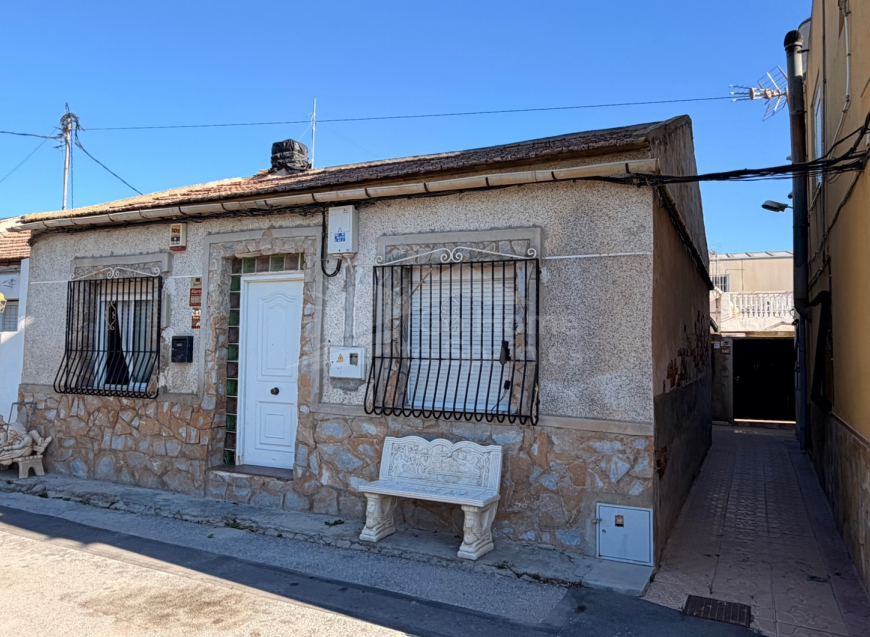 Re-Sale · Town House Rafal · El Mudamiento
