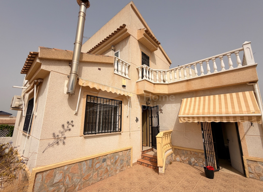 Re-Sale · Villa Detached Benijófar · Benimar