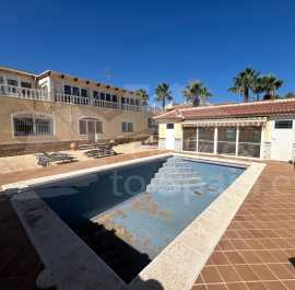 V -  - Ciudad Quesada - Town Center