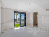 Re-Sale · Country estate Los Montesinos · La Herrada