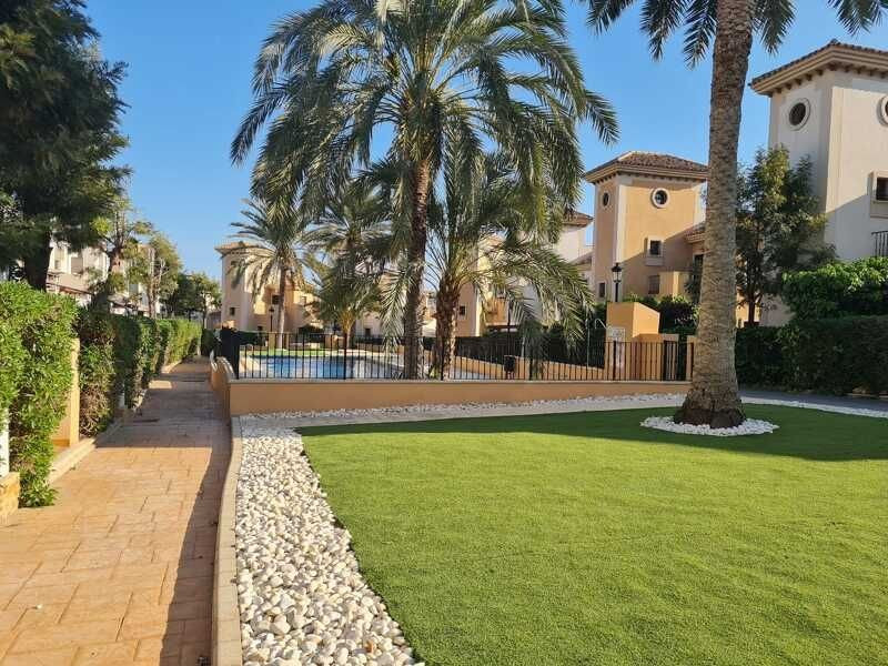 Re-Sale · Semi-Detached Villa Algorfa · La Finca Golf