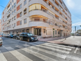 Re-Sale · Apartment Torrevieja · Playa del Acequión