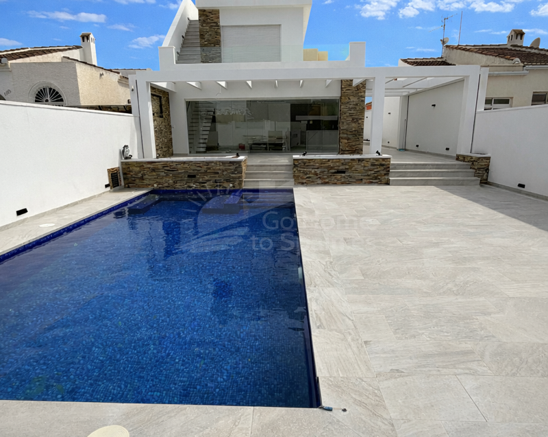 Re-Sale · Detached Villa Torrevieja · La Siesta