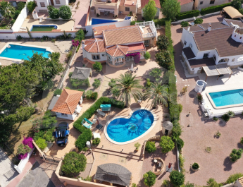 Detached House / Villa - Re-Sale - Ciudad Quesada - CENTRO