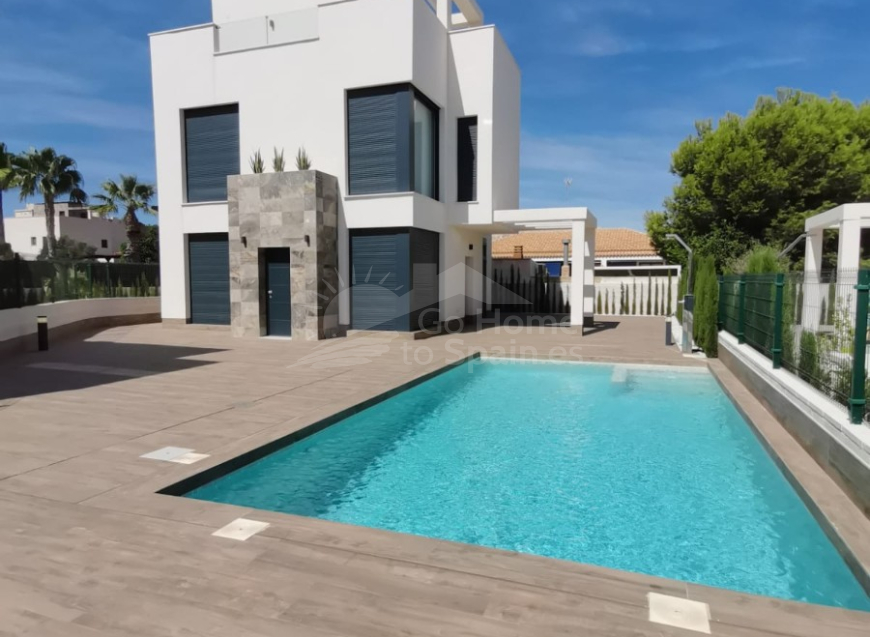 Nueva construcción  · Laguna Azul Villa La Manga del Mar Menor · Playa Honda