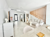 Nueva construcción  · Town House Cox