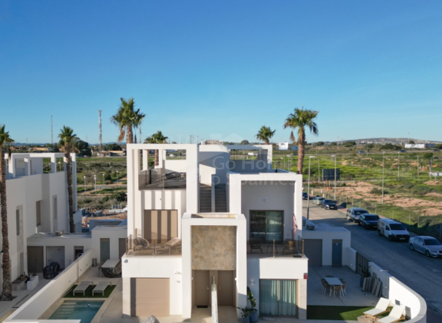 Nueva construcción  · House - Quad Los Alcázares · Los Alcazares