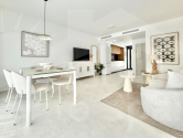 Nueva construcción  · Town House Cox