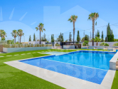 Re-Sale · Country estate Los Montesinos · La Herrada