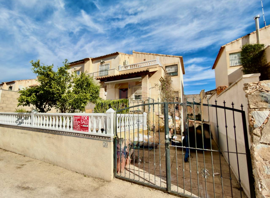 Re-Sale · Detached Villa Algorfa · Lo Crispin