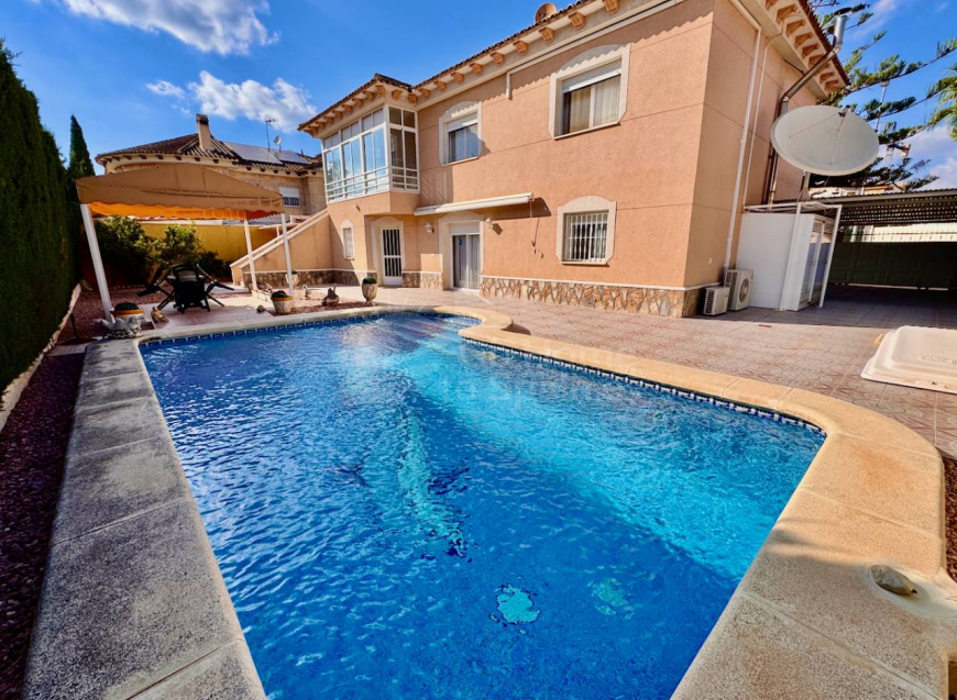 Re-Sale · Detached Villa Benferri