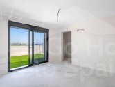 Re-Sale · Country estate Los Montesinos · La Herrada