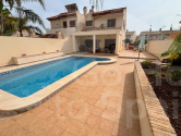 Re-Sale · Detached House / Villa Torrevieja Centro · Torrevieja